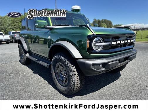 2025 Ford Bronco Outer Banks