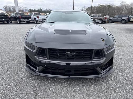 2024 Ford Mustang Dark Horse