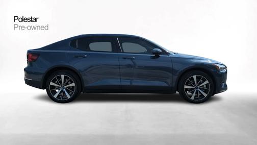 2022 Polestar 2 Long range Dual motor - AWD - Plus,Pilot