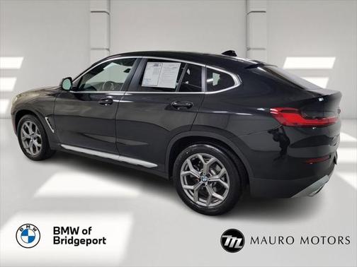 2024 BMW X4 xDrive30i