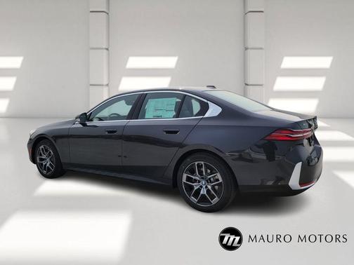 2026 BMW 530 i xDrive