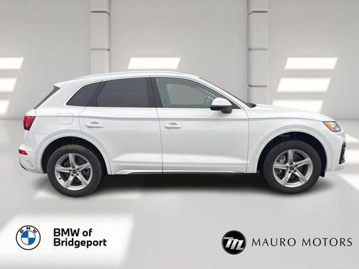 2022 Audi Q5 40 Premium