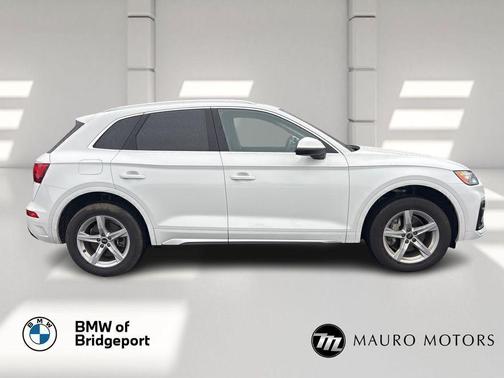 2022 Audi Q5 40 Premium