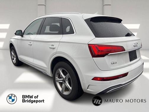 2022 Audi Q5 40 Premium