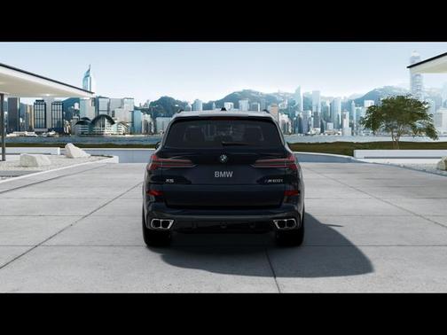 2025 BMW X5 M60i