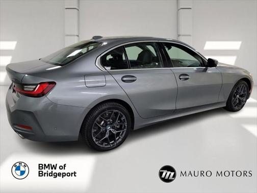 2025 BMW 330 i xDrive