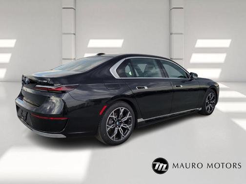 2025 BMW i7 eDrive50