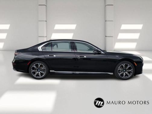 2025 BMW i7 eDrive50