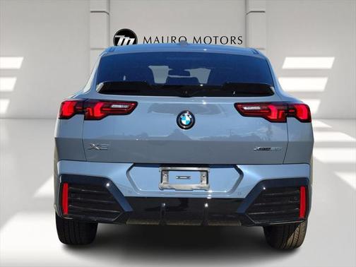 2025 BMW X2 xDrive28i