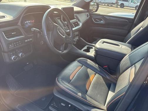 2023 GMC Yukon XL 4WD AT4