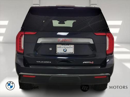 2023 GMC Yukon XL 4WD AT4