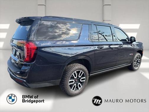 2023 GMC Yukon XL 4WD AT4