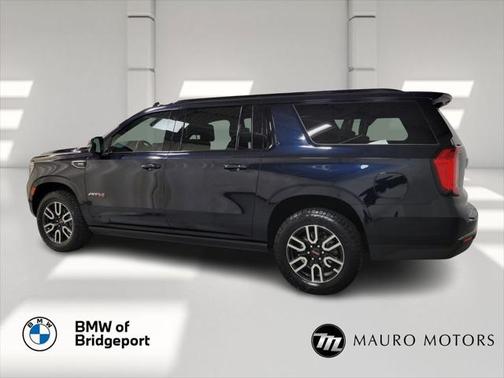 2023 GMC Yukon XL 4WD AT4