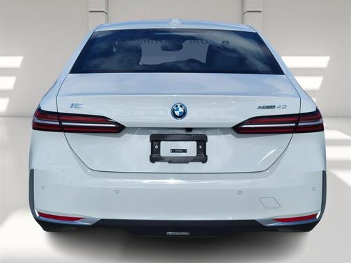 2024 BMW i5 eDrive40