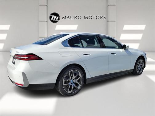 2024 BMW i5 eDrive40