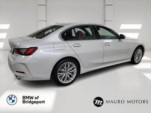 2024 BMW 330 i xDrive