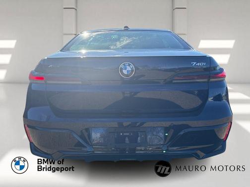 2024 BMW 740 xDrive