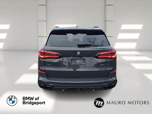 2022 BMW X5 M50i