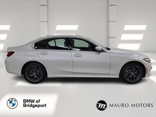 2025 BMW 330 i xDrive