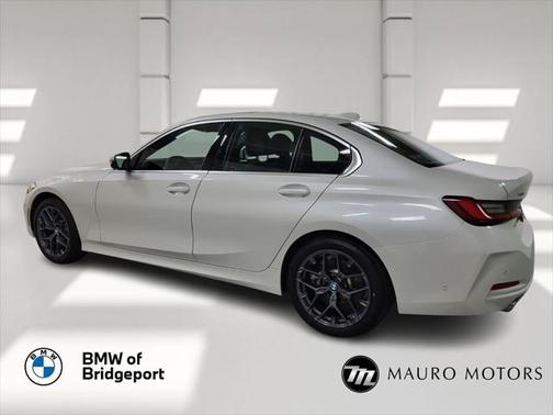 2025 BMW 330 i xDrive