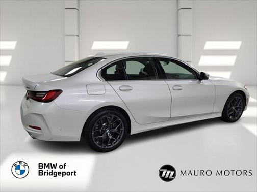 2025 BMW 330 i xDrive