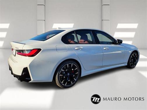 2025 BMW 330 i xDrive