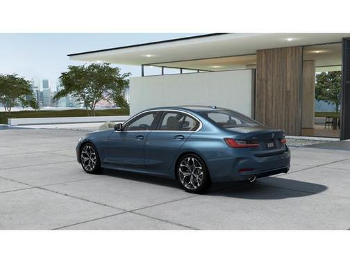 2025 BMW 330 i xDrive
