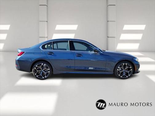 2025 BMW 330 i xDrive