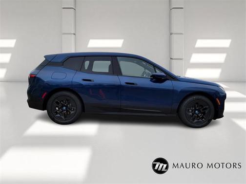 2025 BMW iX xDrive50