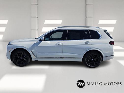2025 BMW X7 xDrive40i