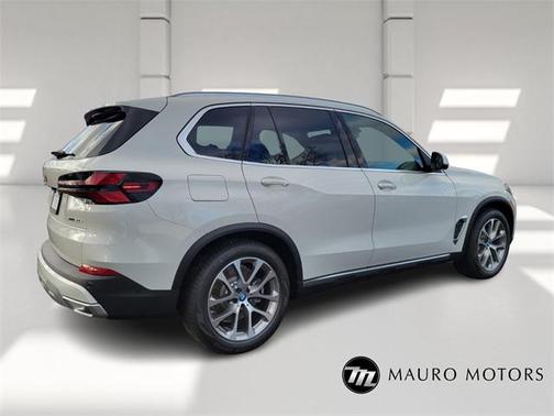 2025 BMW X5 PHEV xDrive50e