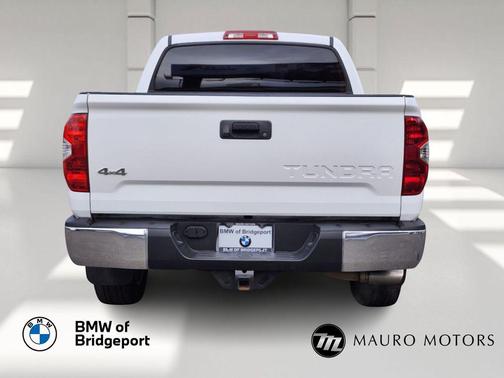 2015 Toyota Tundra SR5