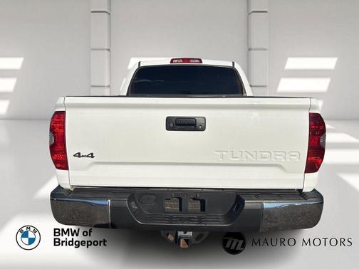 2015 Toyota Tundra SR5