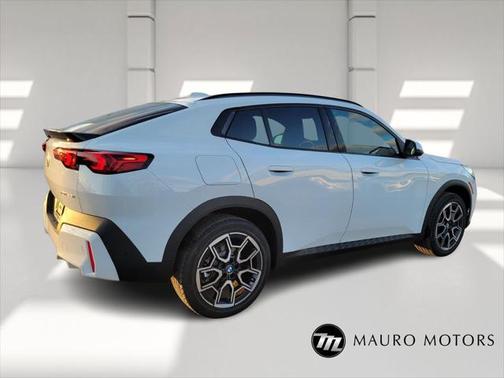 2025 BMW X2 xDrive28i