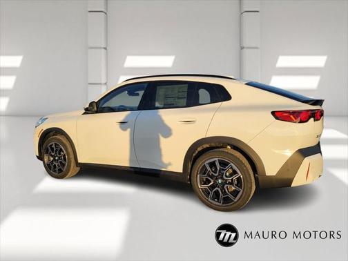 2025 BMW X2 xDrive28i
