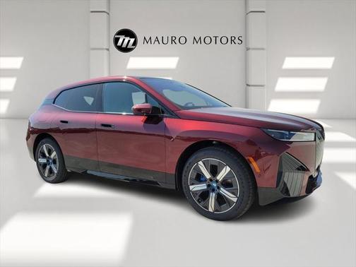 2025 BMW iX xDrive50