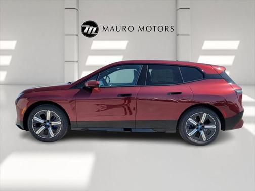 2025 BMW iX xDrive50