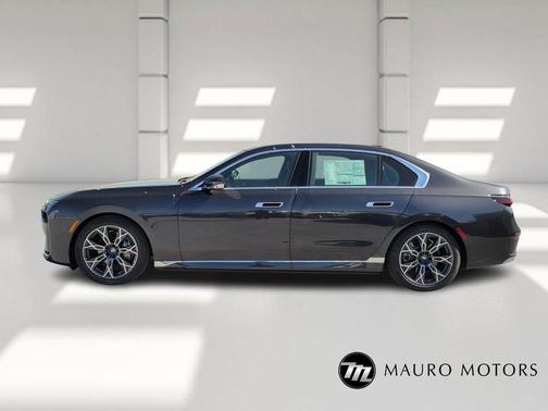 2025 BMW i7 eDrive50