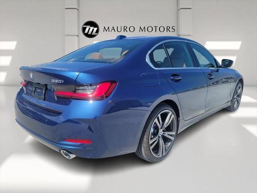 2024 BMW 330 i xDrive