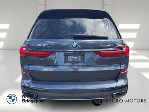 2022 BMW X7 xDrive40i