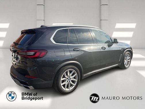 2022 BMW X5 PHEV xDrive45e