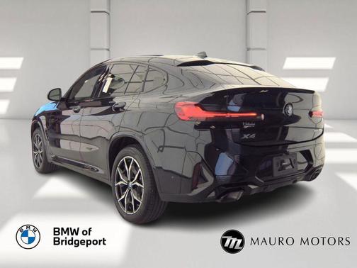 2023 BMW X4 xDrive30i