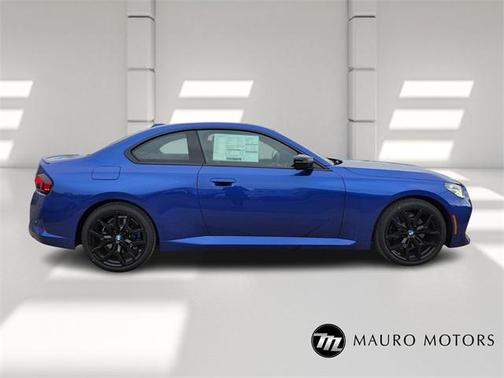 2025 BMW M240 i xDrive