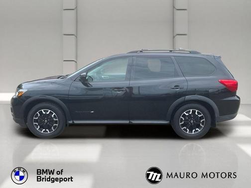 Magnetic Black 2020 Nissan Pathfinder SL