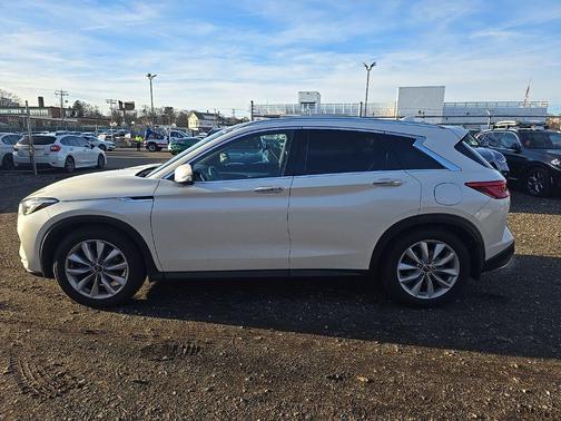 2019 INFINITI QX50 ESSENTIAL