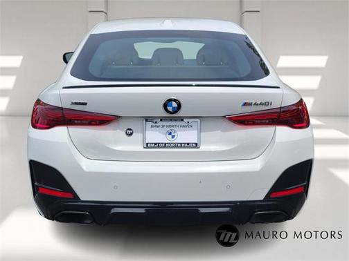 2025 BMW M440 i xDrive