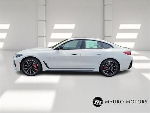 2025 BMW M440 i xDrive