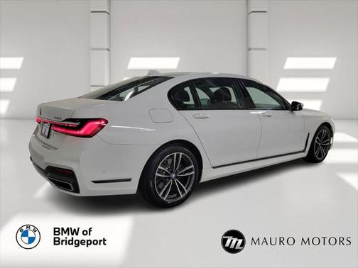 2020 BMW 740 xDrive