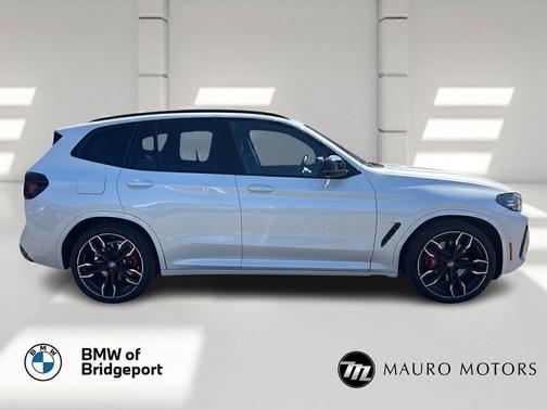 2024 BMW X3 M40i