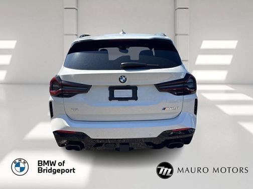 2024 BMW X3 M40i